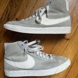 Nike Blazer '77 Women's Shoes